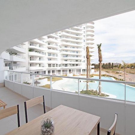 Global Properties, Apartamento Con Terraza Y Vistas A La Piscina En Gran Canet Canet d’En Berenguer Kültér fotó