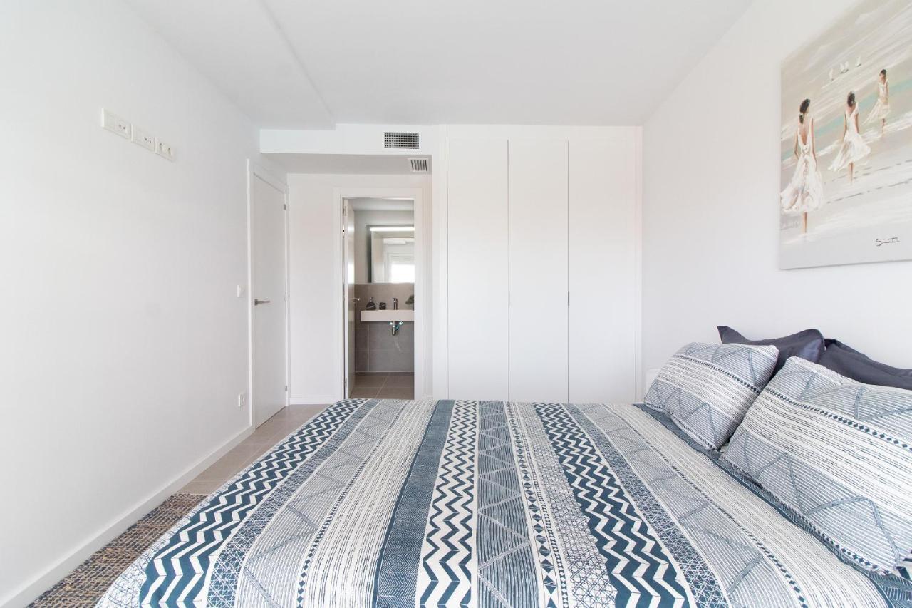 Global Properties, Apartamento Con Terraza Y Vistas A La Piscina En Gran Canet Canet d’En Berenguer Kültér fotó
