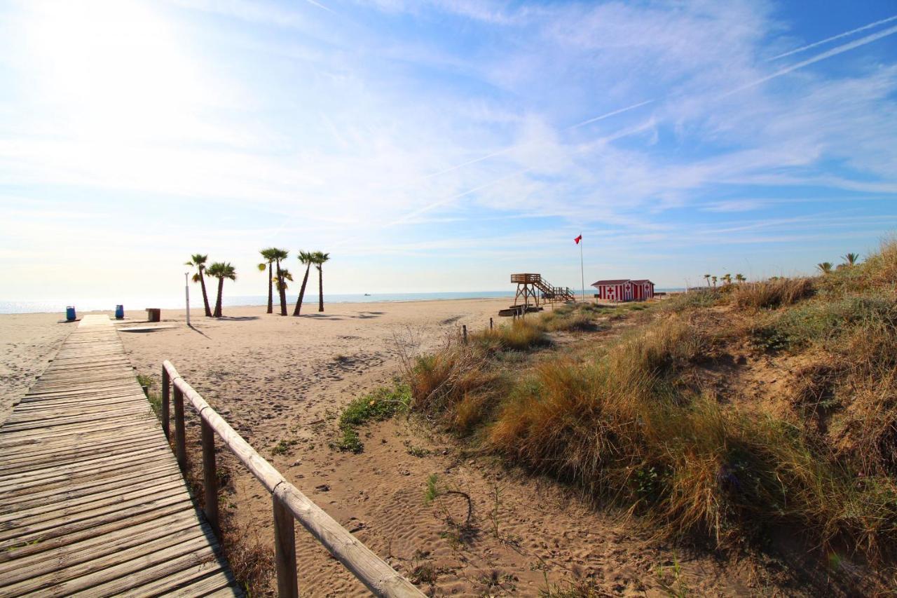 Global Properties, Apartamento Con Terraza Y Vistas A La Piscina En Gran Canet Canet d’En Berenguer Kültér fotó