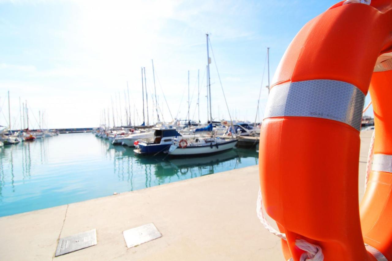 Global Properties, Apartamento Con Terraza Y Vistas A La Piscina En Gran Canet Canet d’En Berenguer Kültér fotó