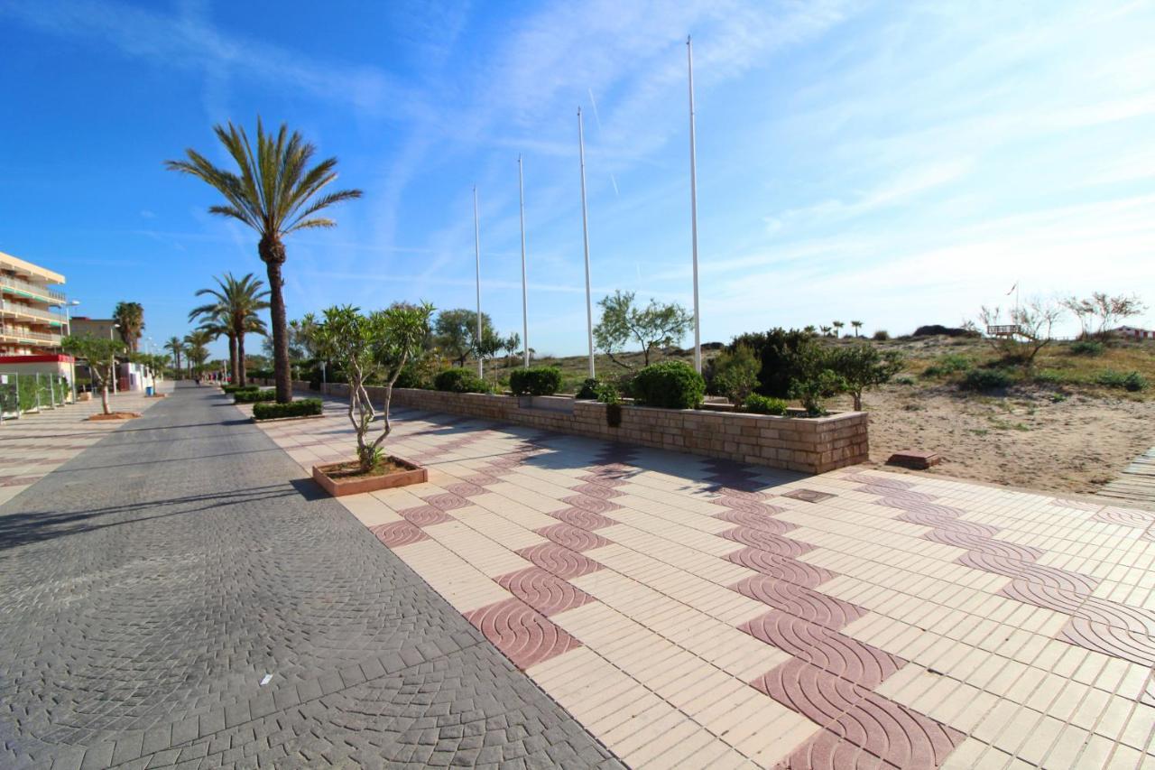 Global Properties, Apartamento Con Terraza Y Vistas A La Piscina En Gran Canet Canet d’En Berenguer Kültér fotó