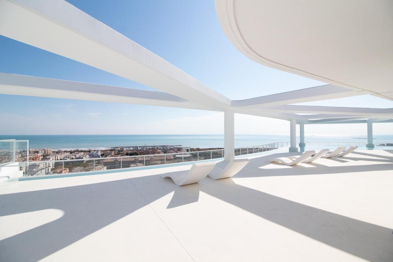 Global Properties, Apartamento Con Terraza Y Vistas A La Piscina En Gran Canet Canet d’En Berenguer Kültér fotó