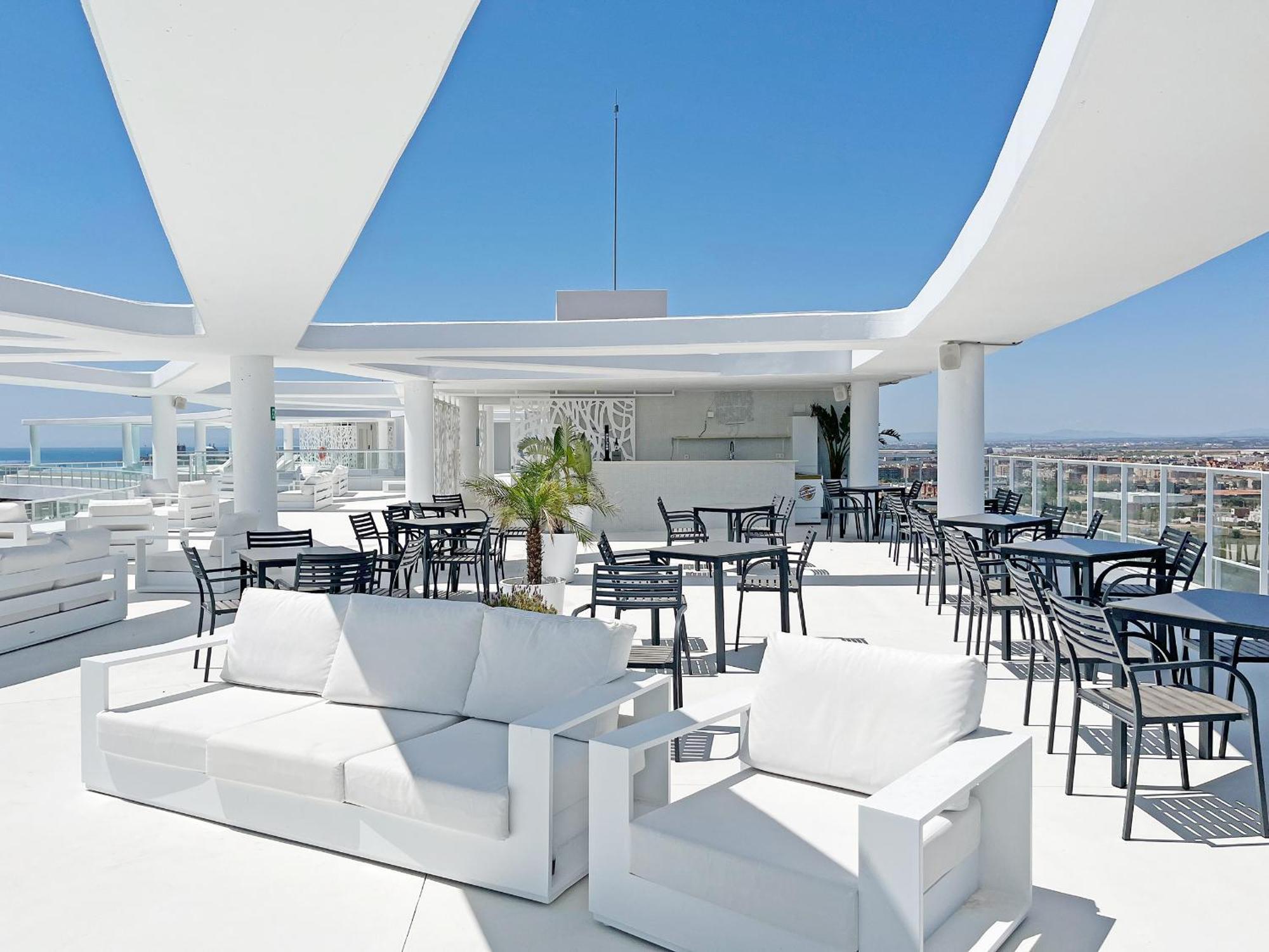 Global Properties, Apartamento Con Terraza Y Vistas A La Piscina En Gran Canet Canet d’En Berenguer Kültér fotó